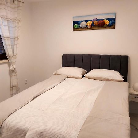 Apartman S Dvije Spavace Sobe Poreč Eksteriør bilde
